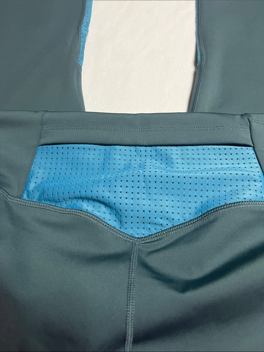 Fabletics Compression Leggings - Picture 10 of 10